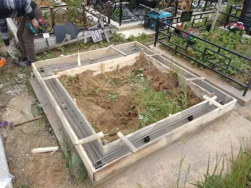 Заливка цоколя